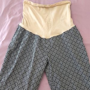 Motherhood Crop Ankle Pants